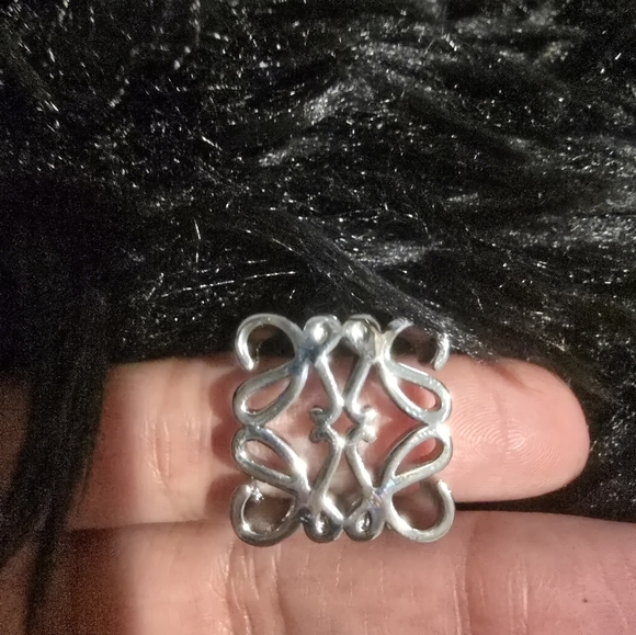 Loewe Silver Scrollwork Ring - Picture 6 of 12